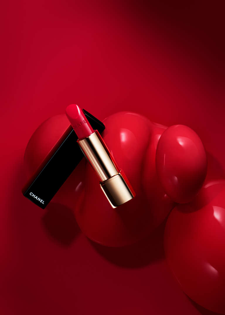 Elodie Farge • Red Lipstick • 01