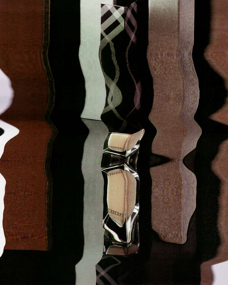 Elodie Farge • Pauline Furman • Burberry Metropolis_ • 01