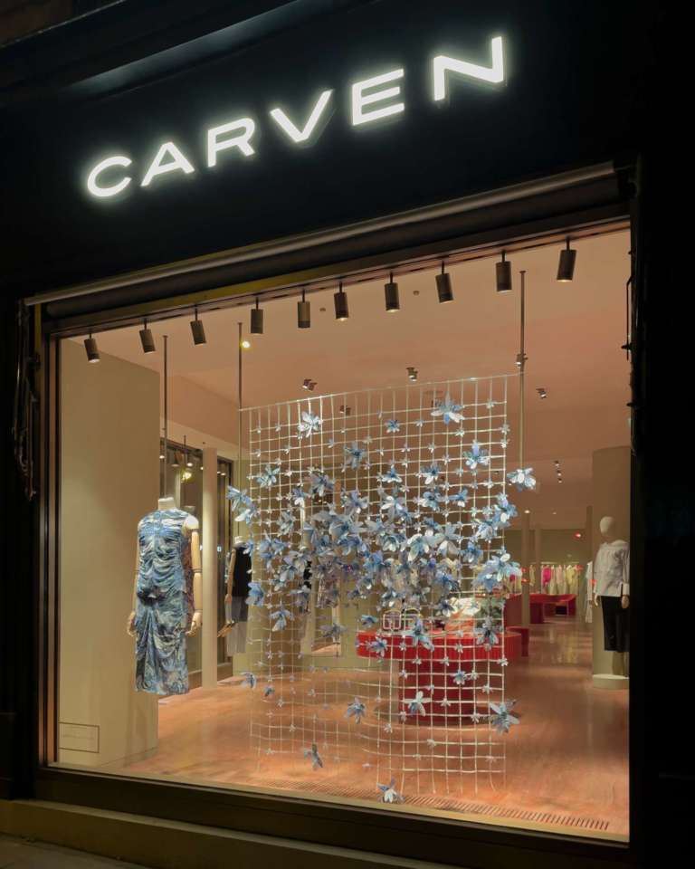 Lucie Toure • vitrine Carven2